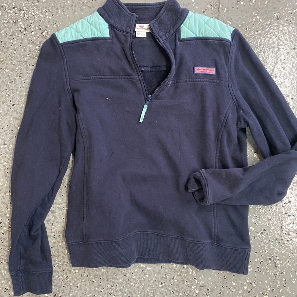 Vineyard vines blue sweater small